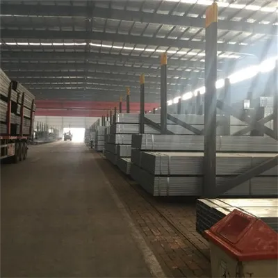 Ss330 õmblusteta keevitatud nelinurkne galvaniseeritud toru